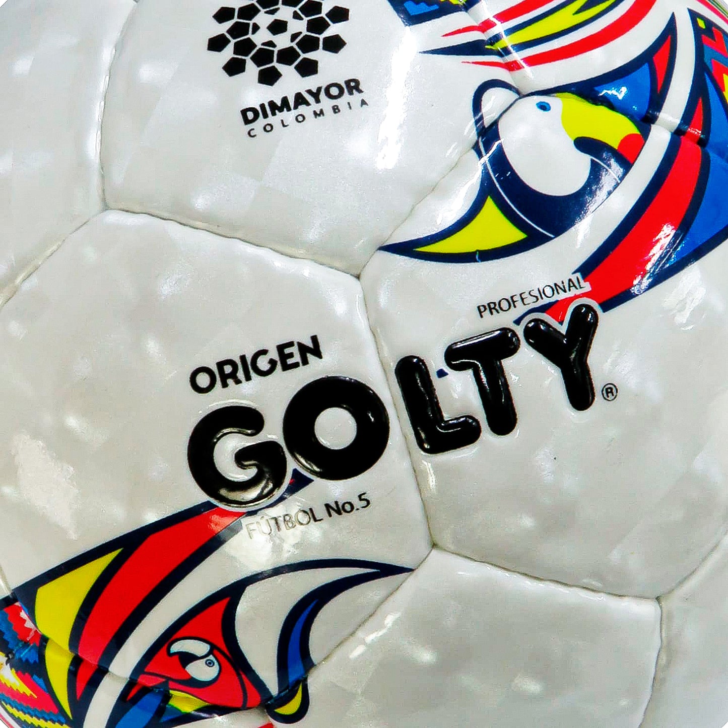 Balon Futbol Professional Golty Origen Cosido a Mano No. 5 PU