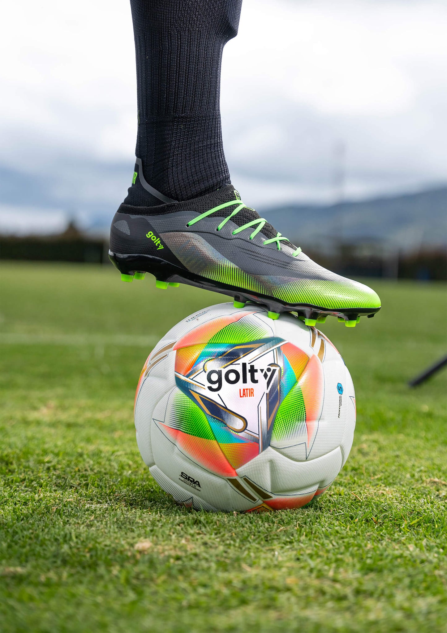 Balón de Fútbol Profesional Golty Latir Thermobonded No.5